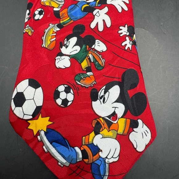 Mickey Unlimited Disney Mickey Mouse Playing Soccer Mens Necktie Red 52”L 4”W - Picture 4 of 9